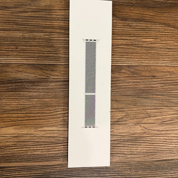 New in Box Apple Watch Sport Loop Band in Seashell (white and gray) 40mm - Picture 1 of 3